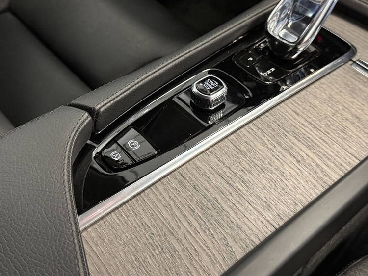 Volvo V90 B4 D INSCRIPTION AUTO foto 38