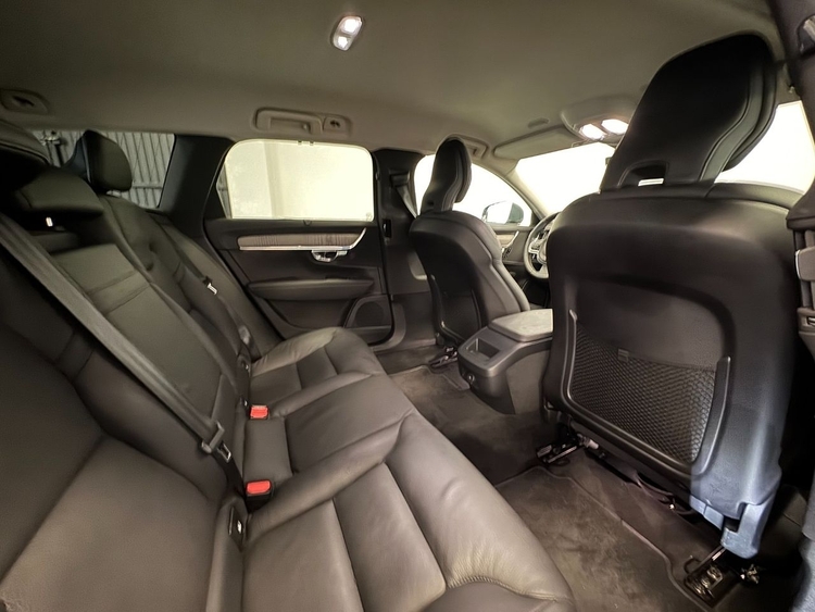 Volvo V90 B4 D INSCRIPTION AUTO foto 39
