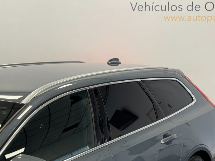 Volvo V90 B4 D INSCRIPTION AUTO foto 43