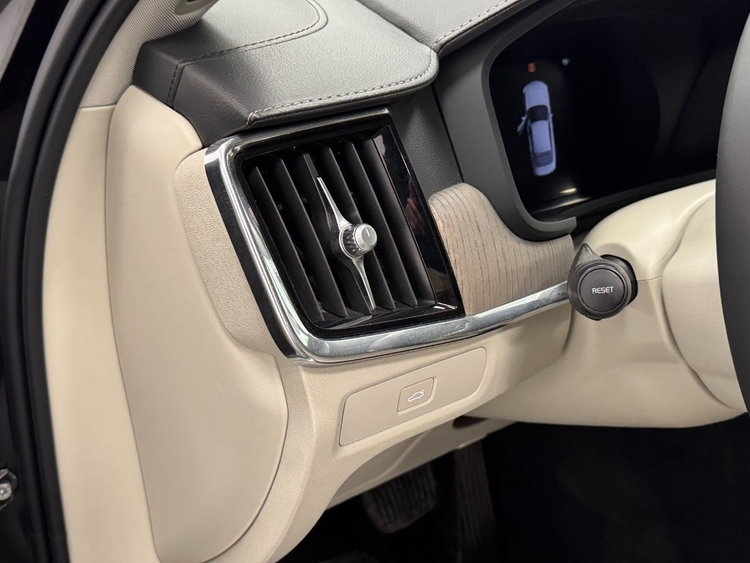 Volvo S90 2.0 B5 D PLUS DARK AUTO foto 19