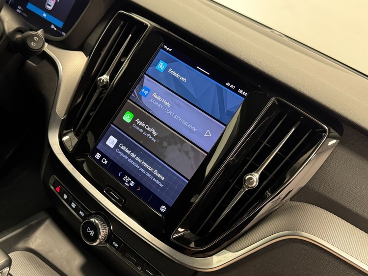 Volvo V60 2.0 B4 D PLUS DARK AUTO foto 33