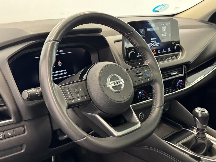 Nissan Qashqai PREMIERE EDITION MHEV 1.4DIG-T 140CV foto 18