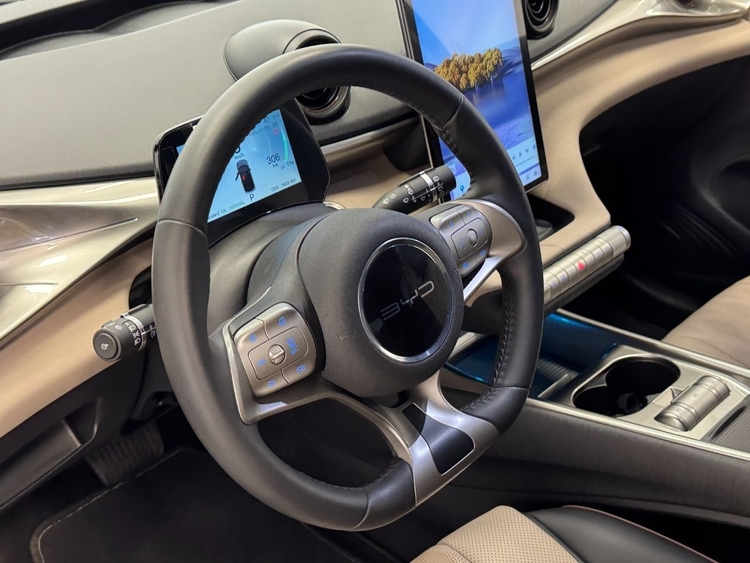 BYD Dolphin COMFORT 204CV foto 18