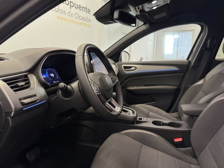 Renault Arkana TECHNO TCE MILD HYBRID 140 foto 14