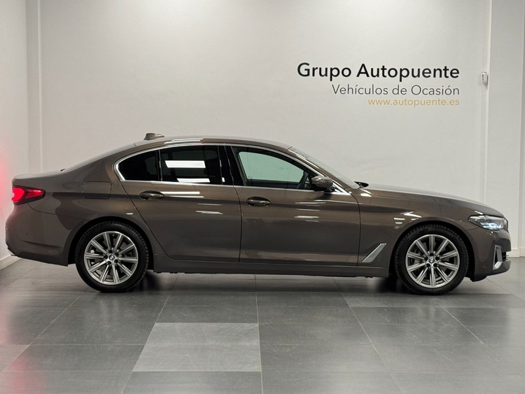BMW Serie 5 530D XDRIVE foto 3