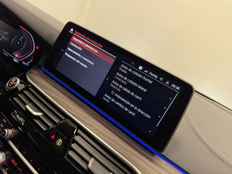 BMW Serie 5 530D XDRIVE foto 40