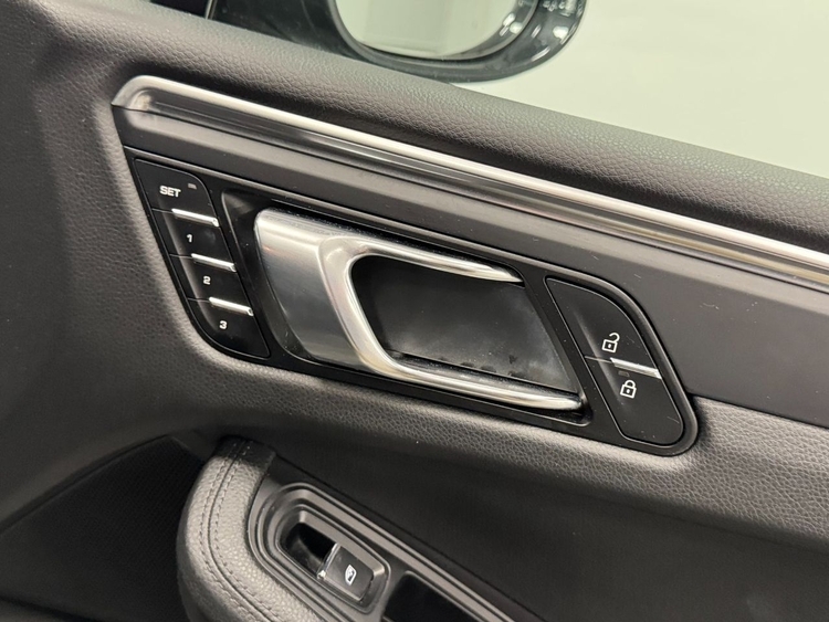 Porsche Macan MACAN  foto 33