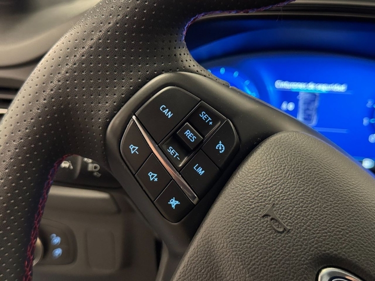 Ford Focus ST LINE ECOBOOST foto 24