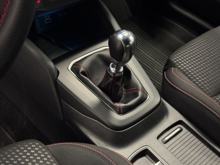 Ford Focus ST LINE ECOBOOST foto 29