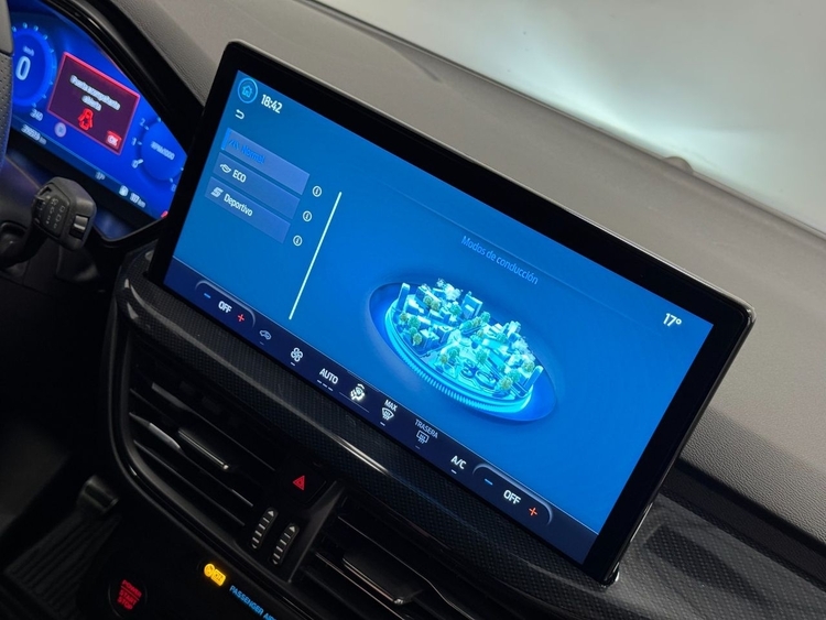 Ford Focus ST LINE ECOBOOST foto 37