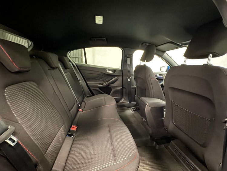 Ford Focus ST LINE ECOBOOST foto 51