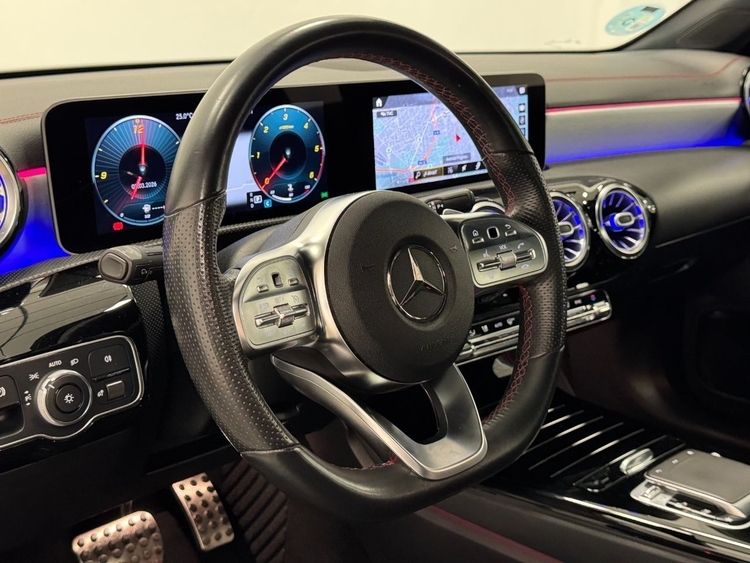 Mercedes CLA AMG 200D foto 22