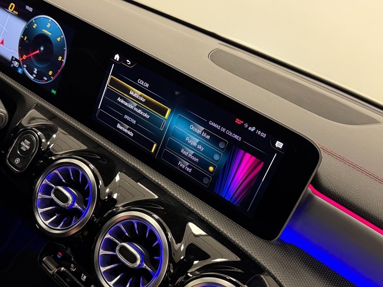 Mercedes CLA AMG 200D foto 39