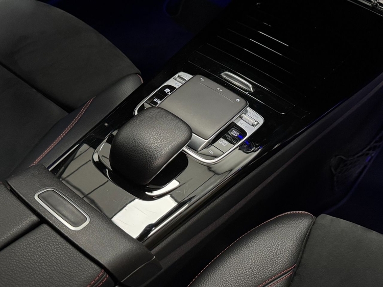 Mercedes CLA AMG 200D foto 46