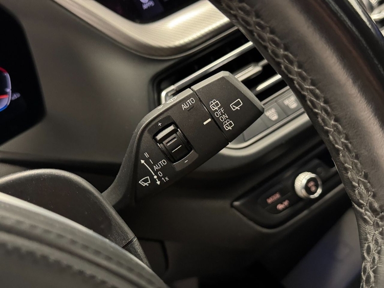 BMW Serie 1 116d Pack M foto 23