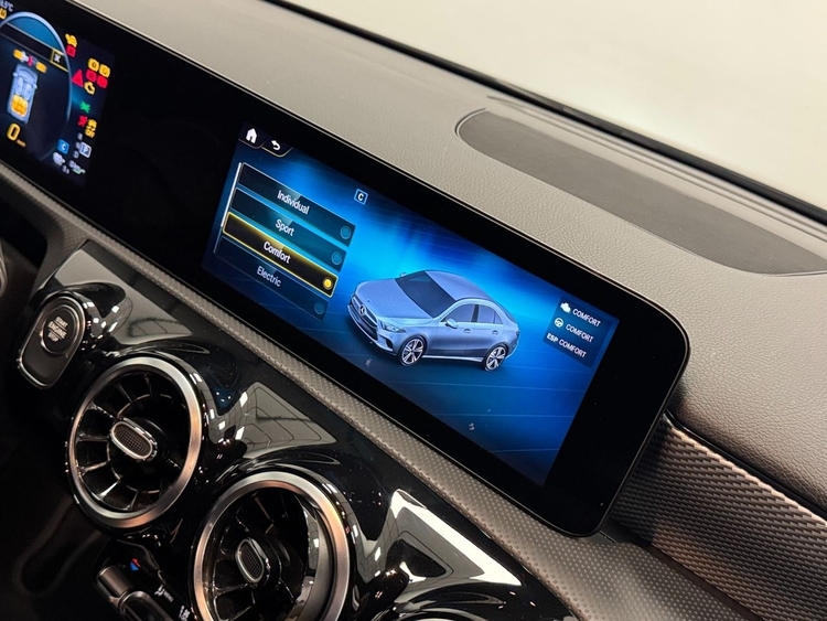 Mercedes Clase A SEDAN 250E  foto 39