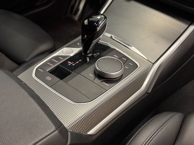 BMW Serie 3 318d AUTO foto 48