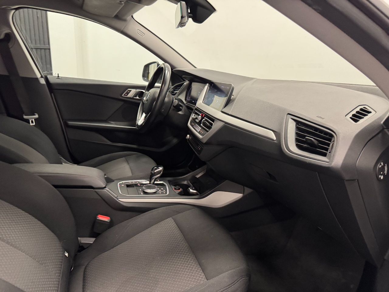 BMW Serie 2 218d Gran Coupe foto 29