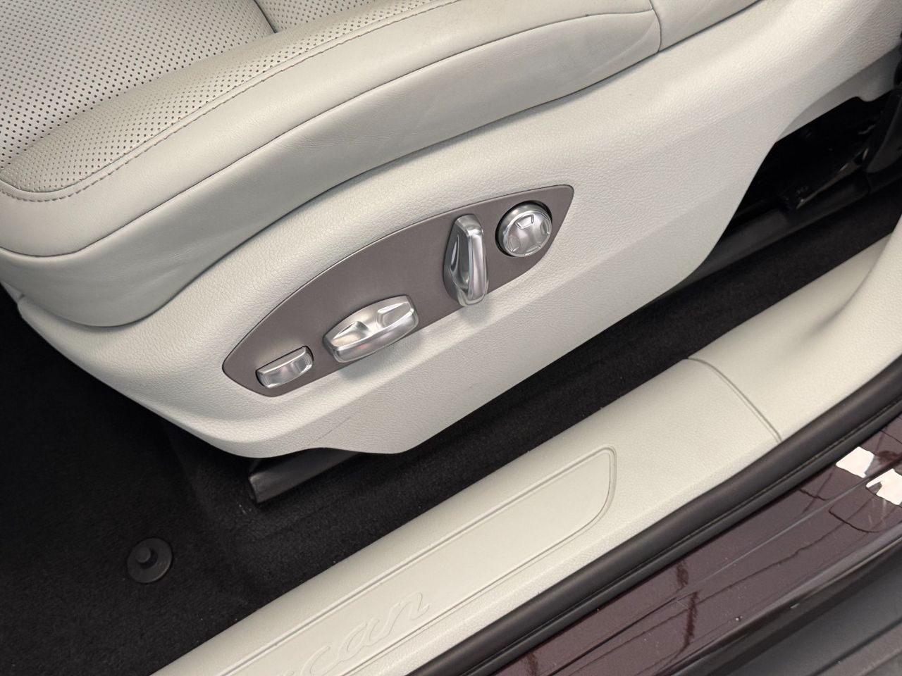 Porsche Macan MACAN  miniatura 26