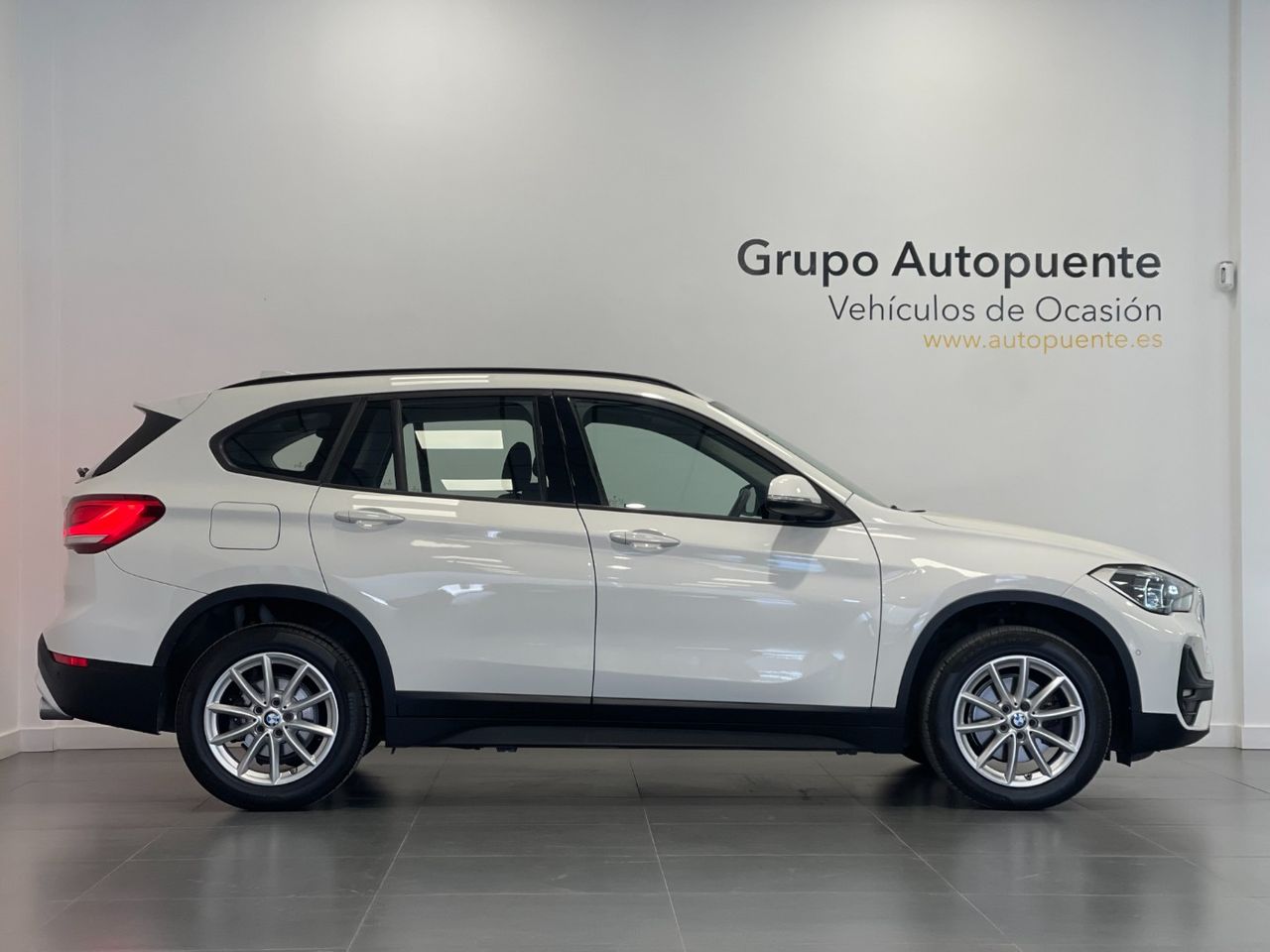 BMW X1 SDRIVE 18D BUSINESS miniatura 3