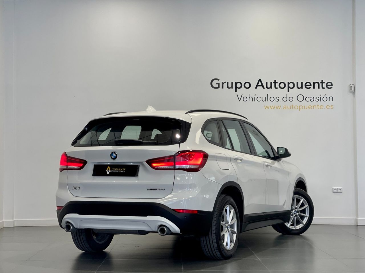BMW X1 SDRIVE 18D BUSINESS miniatura 4
