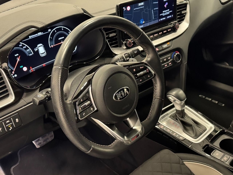 Kia Ceed GT LINE foto 18