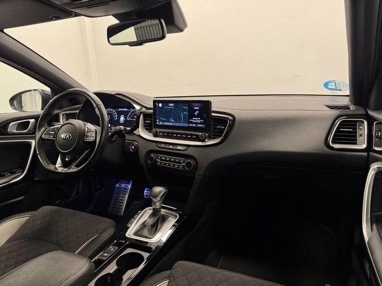 Kia Ceed GT LINE foto 11