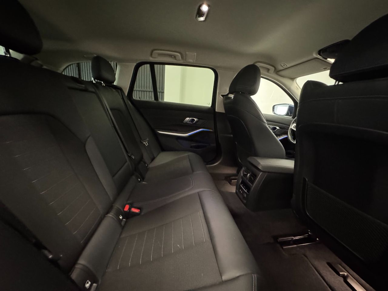 BMW Serie 3  320D  miniatura 46