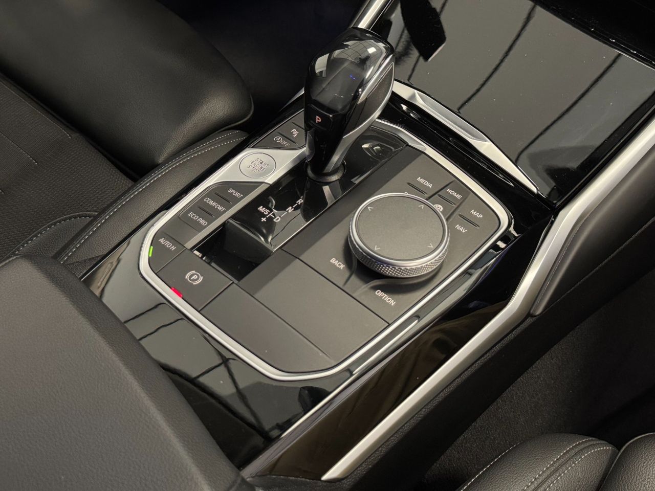 BMW Serie 3  320D  foto 42