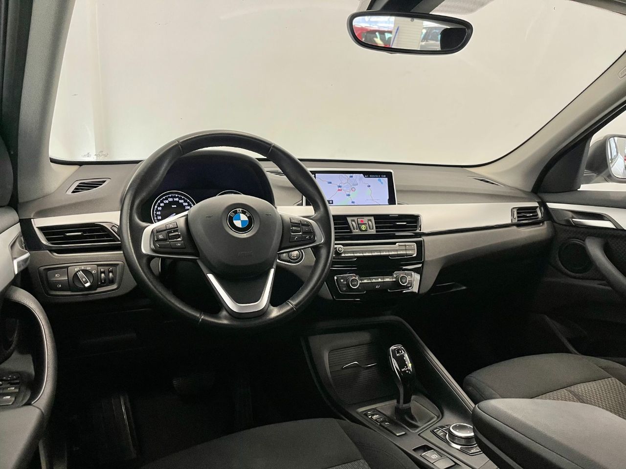BMW X1 SDRIVE 18D foto 9