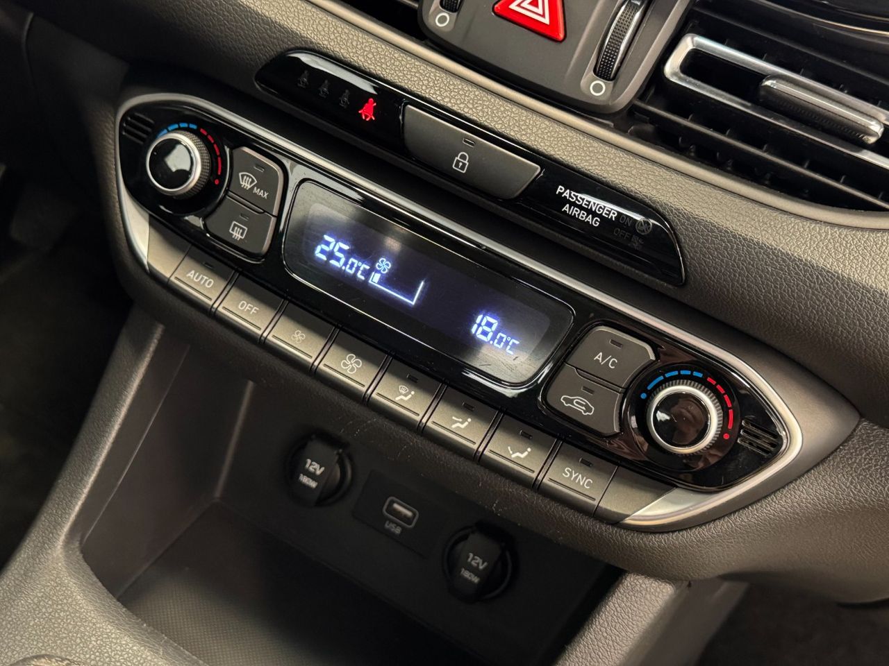 Hyundai i30 i30 Klass CRDI miniatura 31