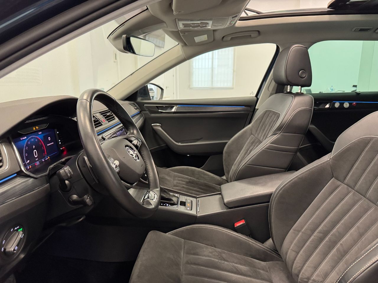 Skoda Superb COMBI STYLE 2.0TDI 200CV DSG miniatura 15