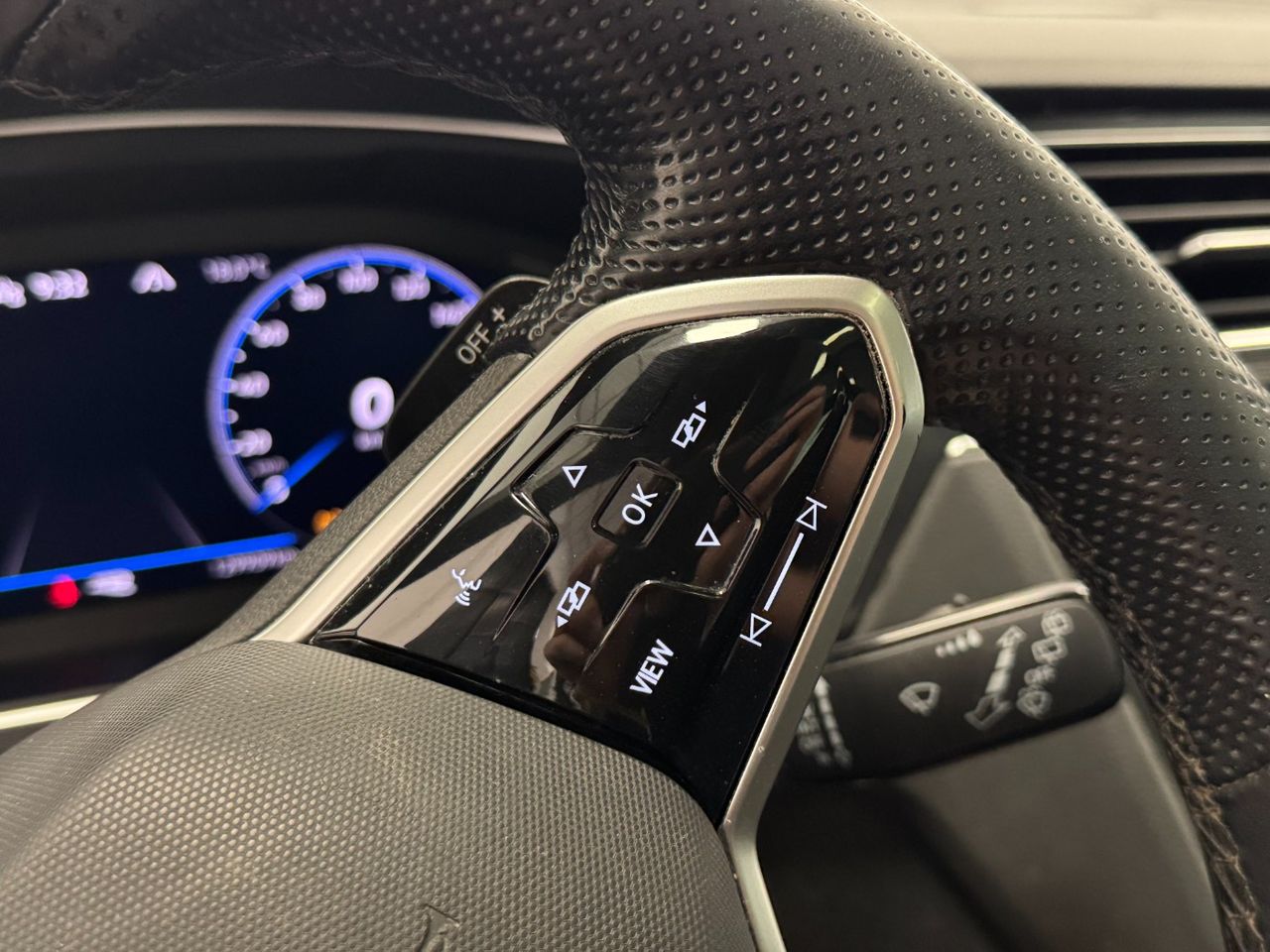 Volkswagen Tiguan R-LINE DSG miniatura 17