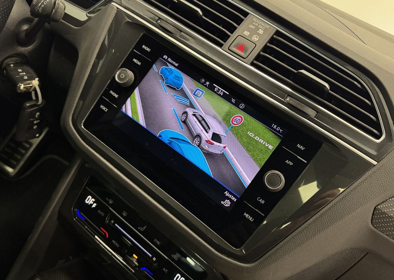 Volkswagen Tiguan R-LINE DSG miniatura 24