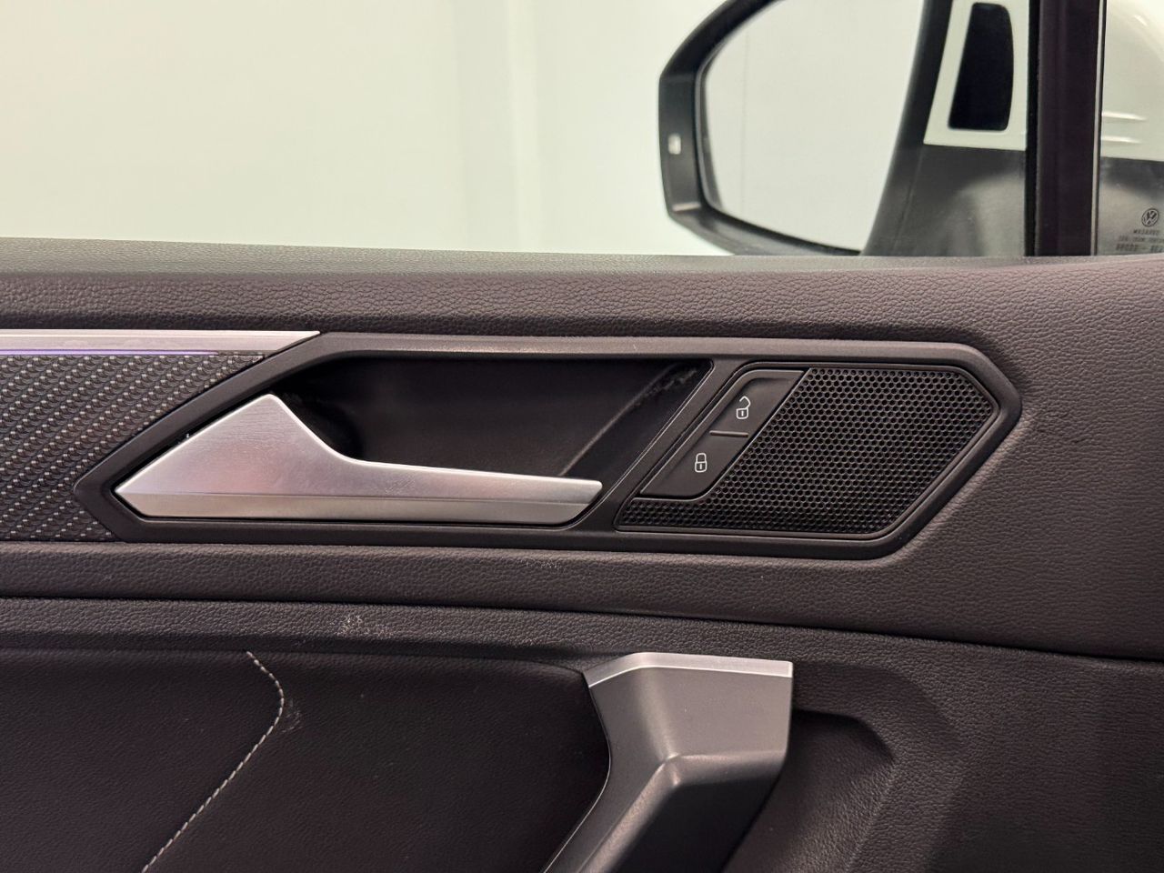 Volkswagen Tiguan R-LINE DSG foto 12