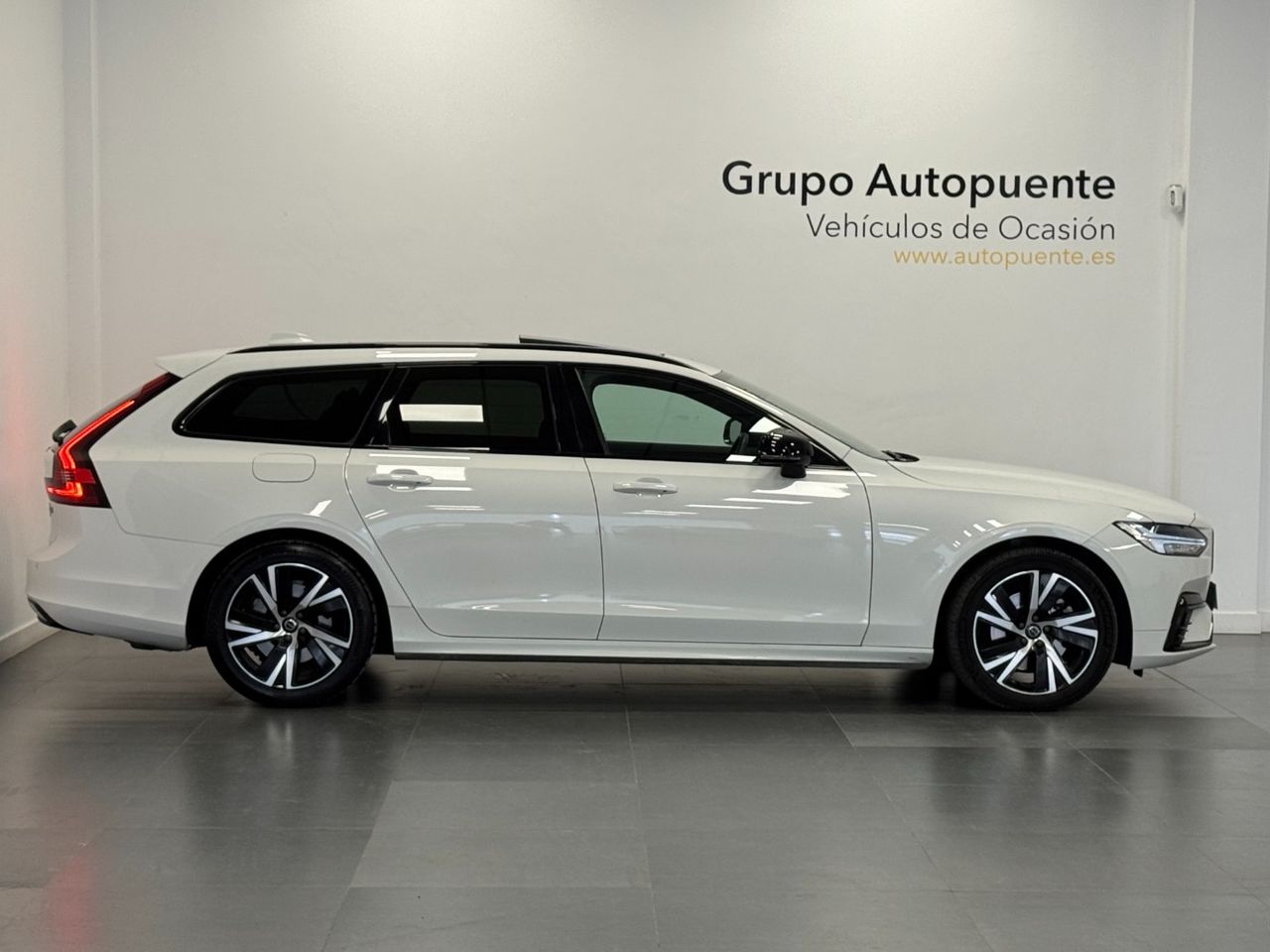 Volvo V90 V90 B4 D R-DESIGN AUTO 197CV foto 3