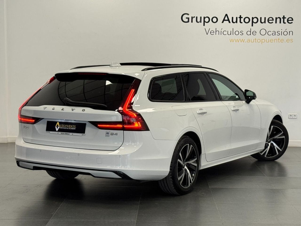 Volvo V90 V90 B4 D R-DESIGN AUTO 197CV foto 4