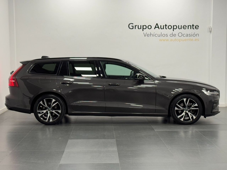 Volvo V60 PLUS DARK AUTO 2.0 B4 D foto 3