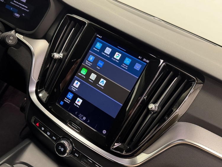 Volvo V60 PLUS DARK AUTO 2.0 B4 D foto 31