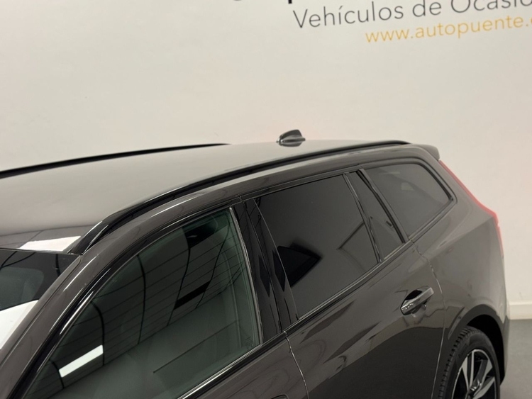 Volvo V60 PLUS DARK AUTO 2.0 B4 D foto 37