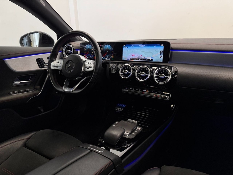 Mercedes CLA AMG 200D foto 12