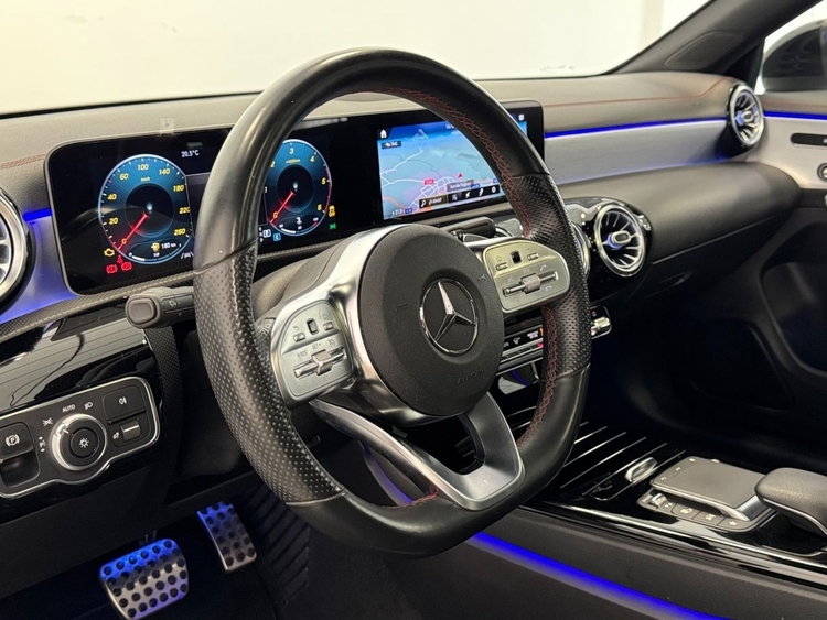 Mercedes CLA AMG 200D foto 19