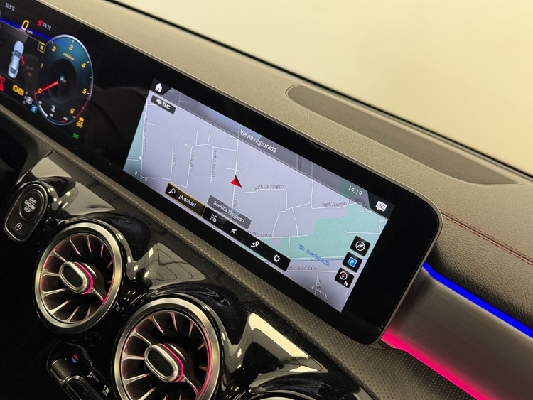 Mercedes CLA AMG 200D foto 33