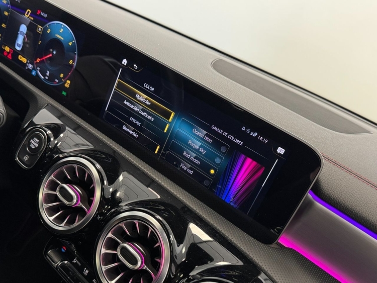 Mercedes CLA AMG 200D foto 34