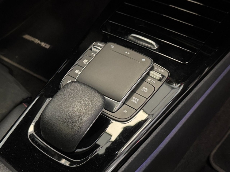 Mercedes CLA AMG 200D foto 39