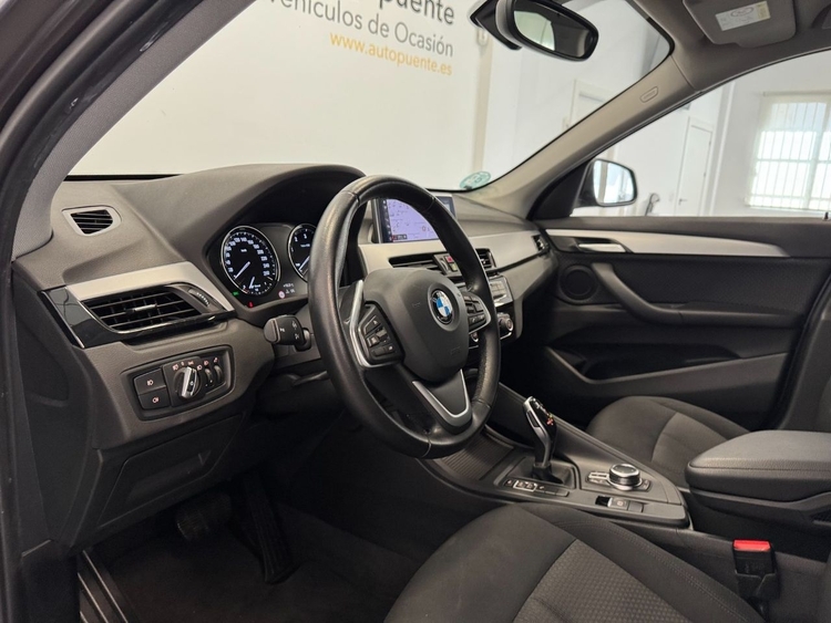 BMW X1 SDRIVE 18D  foto 14