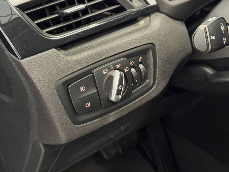 BMW X1 SDRIVE 18D  foto 21