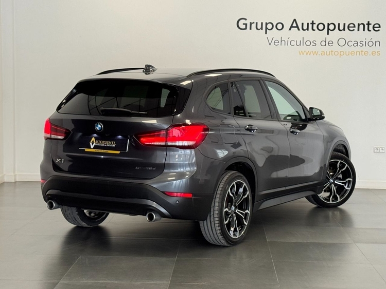 BMW X1 SDRIVE 18D  foto 4