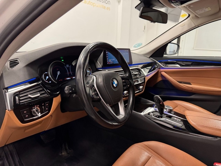 BMW Serie 5 520D  foto 14