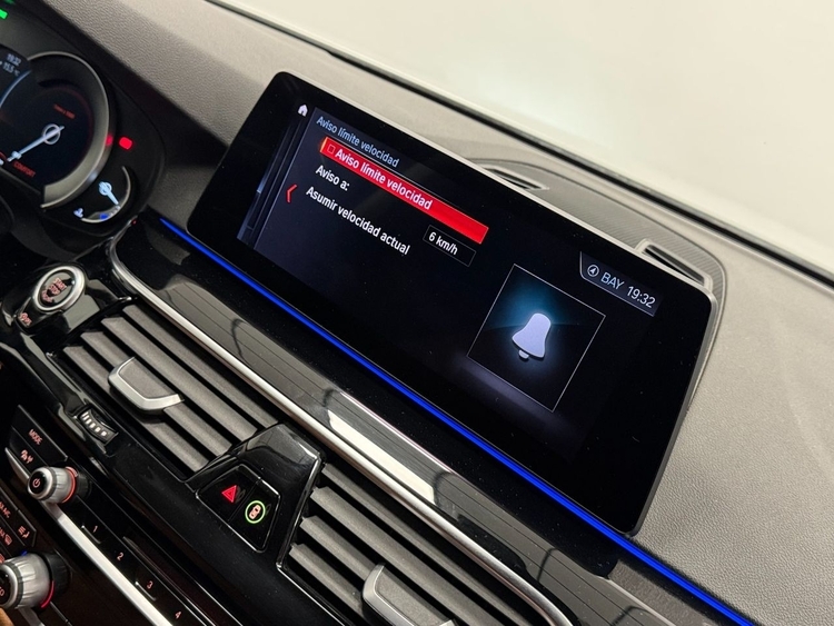 BMW Serie 5 520D  foto 35